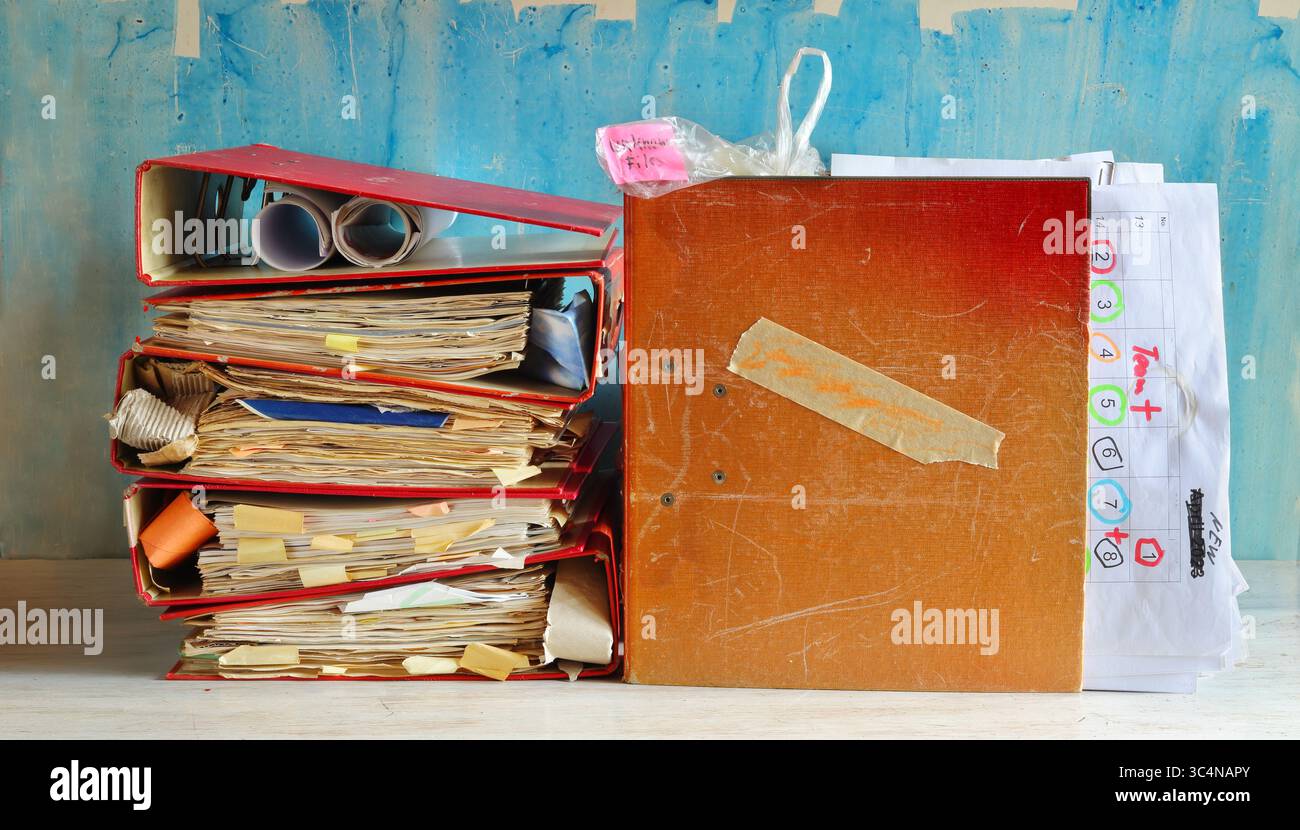 Messy records hi-res stock photography and images - Alamy