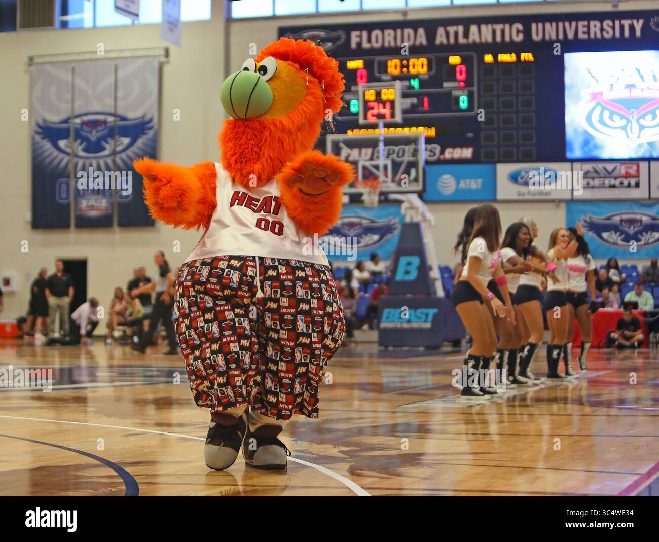 Baptist health arena hi-res stock photography and images - Alamy