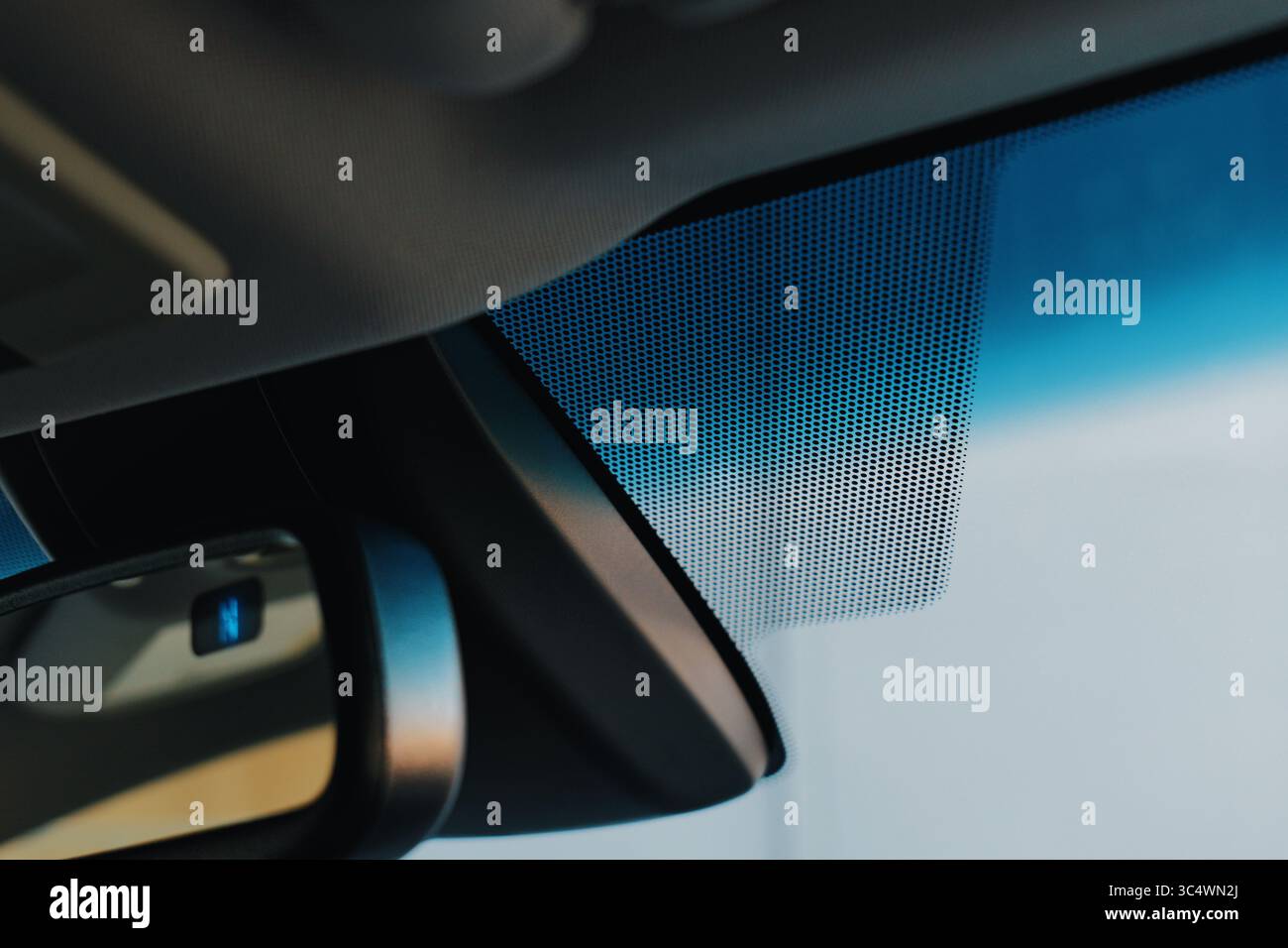 Detailed features highlighting hi-res stock photography and images - Alamy