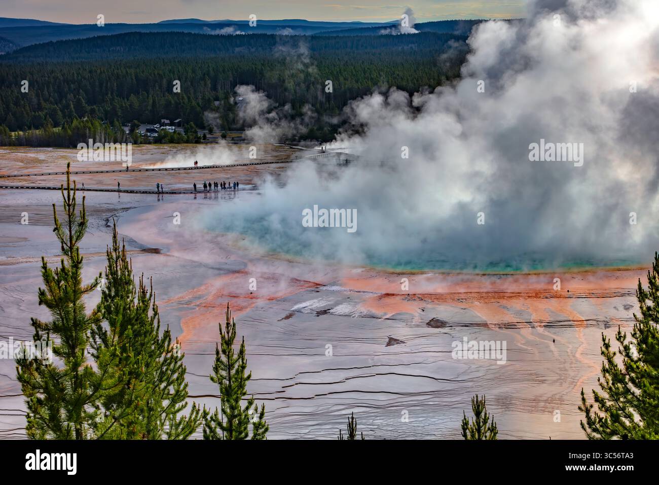 Grand Prismatic Spring, the largest hot spring in Yellowstone National Park Stock Photo