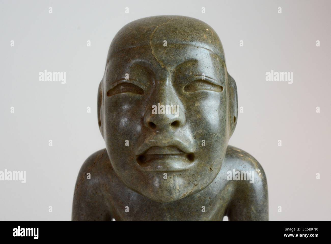 Pre Columbian Art Of Mexico Ancient Olmec Jade Figure Stock Photo Alamy