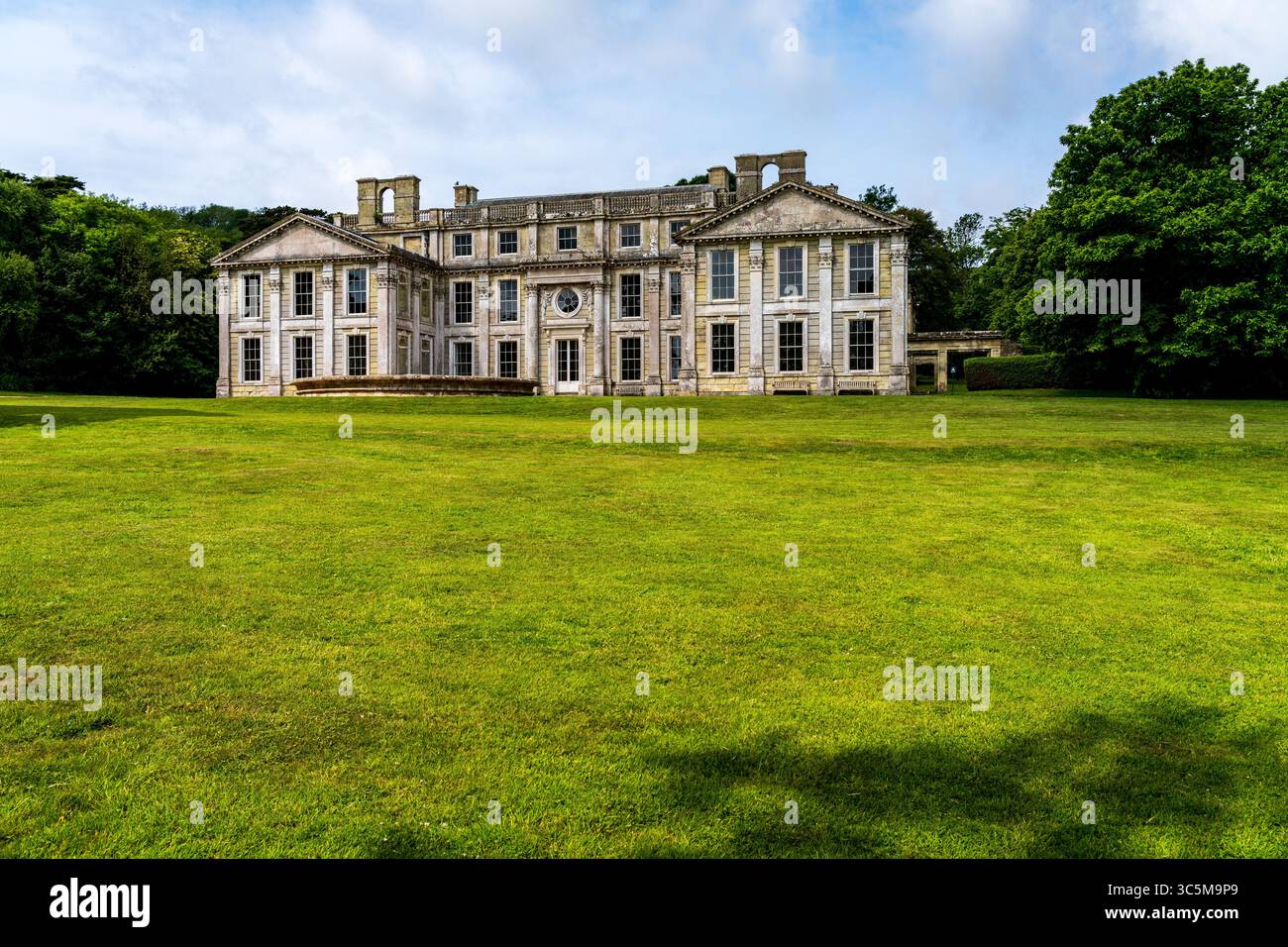 English country house 18th century hi-res stock photography and images ...