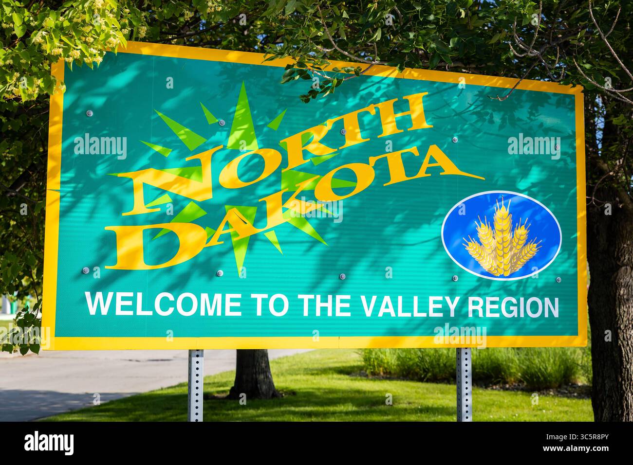 Welcome north sign border nd hi-res stock photography and images - Alamy