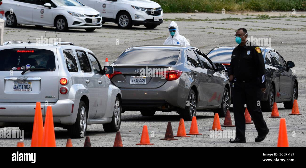 One of several Los Angeles City COVID-19  drive-through test sights near Dodger Stadium Wednesday, March 25,2020. Los Angeles, CA/USA. (Credit Image: © Gene Blevins/ZUMA Wire) Stock Photo