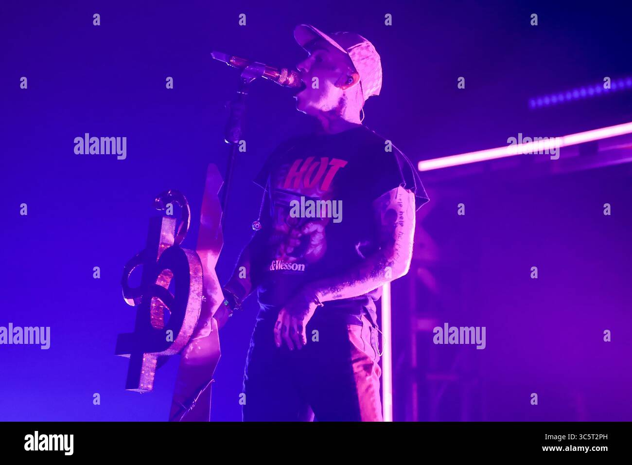 Matthew Jefferson Rapper Jr eps hi-res stock photography and images - Alamy