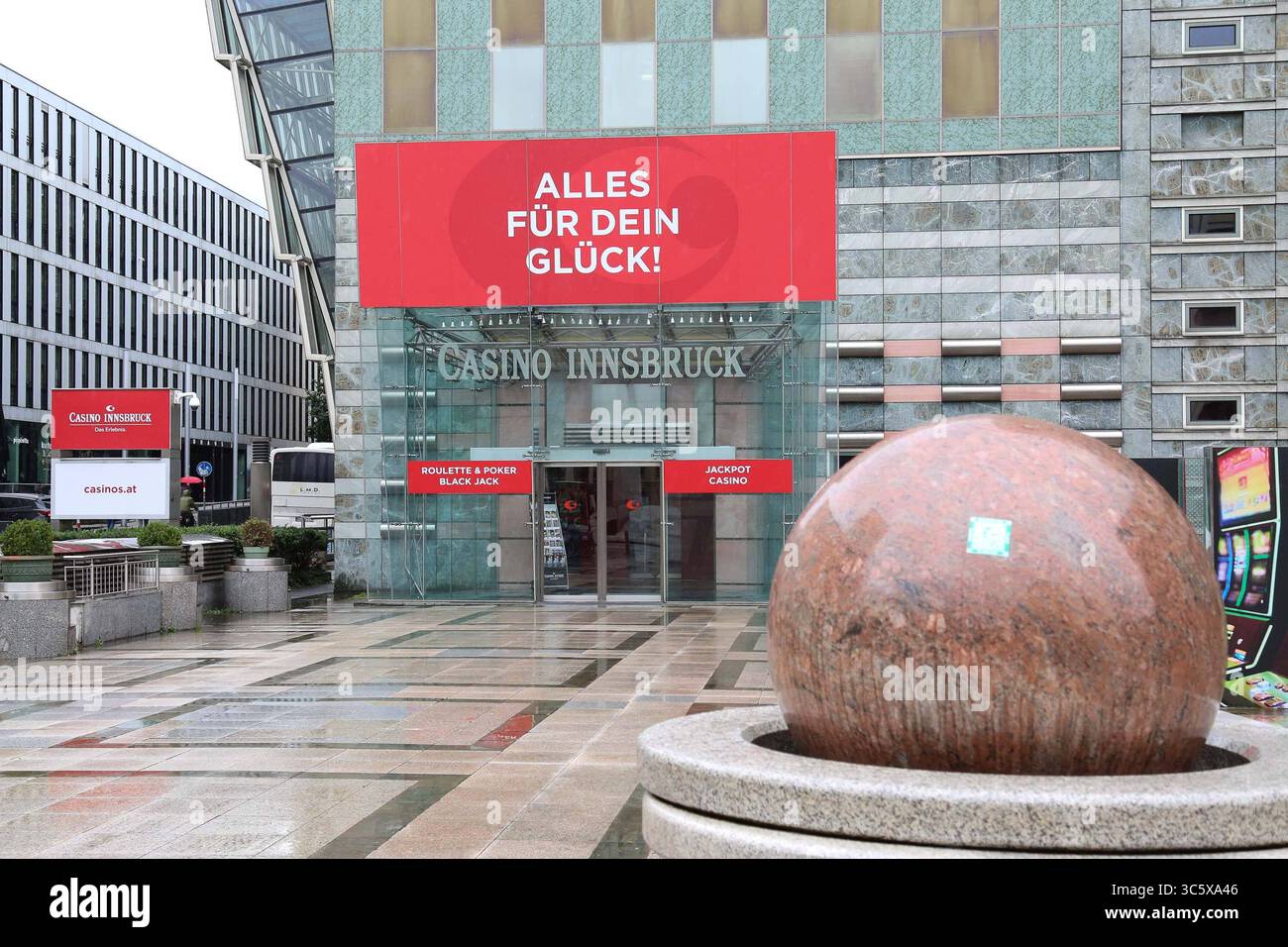 31.07.2025, Innsbruck, AUT, Unterwegs in Tirol, Symbolbild, Themenbild, Verschiedene Themenbilder, im Bild Casino, Innsbruck, Casinos Austria, Innsbruck, Tirol, *** 31 07 2025, Innsbruck, AUT, On the road in Tyrol, Symbol picture, Theme picture, Various theme pictures, in the picture Casino, Innsbruck, Casinos Austria, Innsbruck, Tyrol, Stock Photo