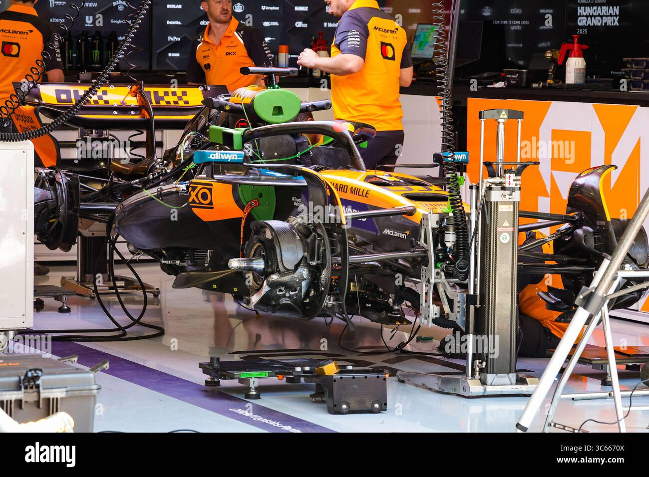 McLaren F1 Team MCL39, mechanical detail of the chassis in the garage ...