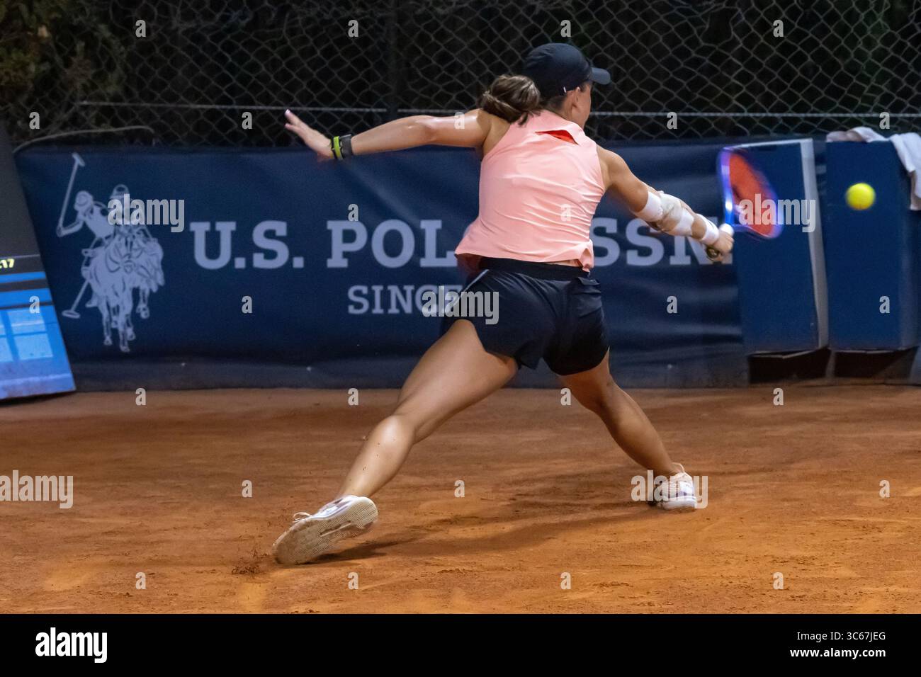 July 25, 2025, Palermo, Italy: Palermo Ladies Open 2025: Anouk Koevermans beats Kaitlin Quevedo 6-4 6-1. Kaitlin Quevedo in action in Palermo. (Credit Image: © Antonio Melita/Pacific Press via ZUMA Press Wire) EDITORIAL USAGE ONLY! Not for Commercial USAGE! Stock Photo