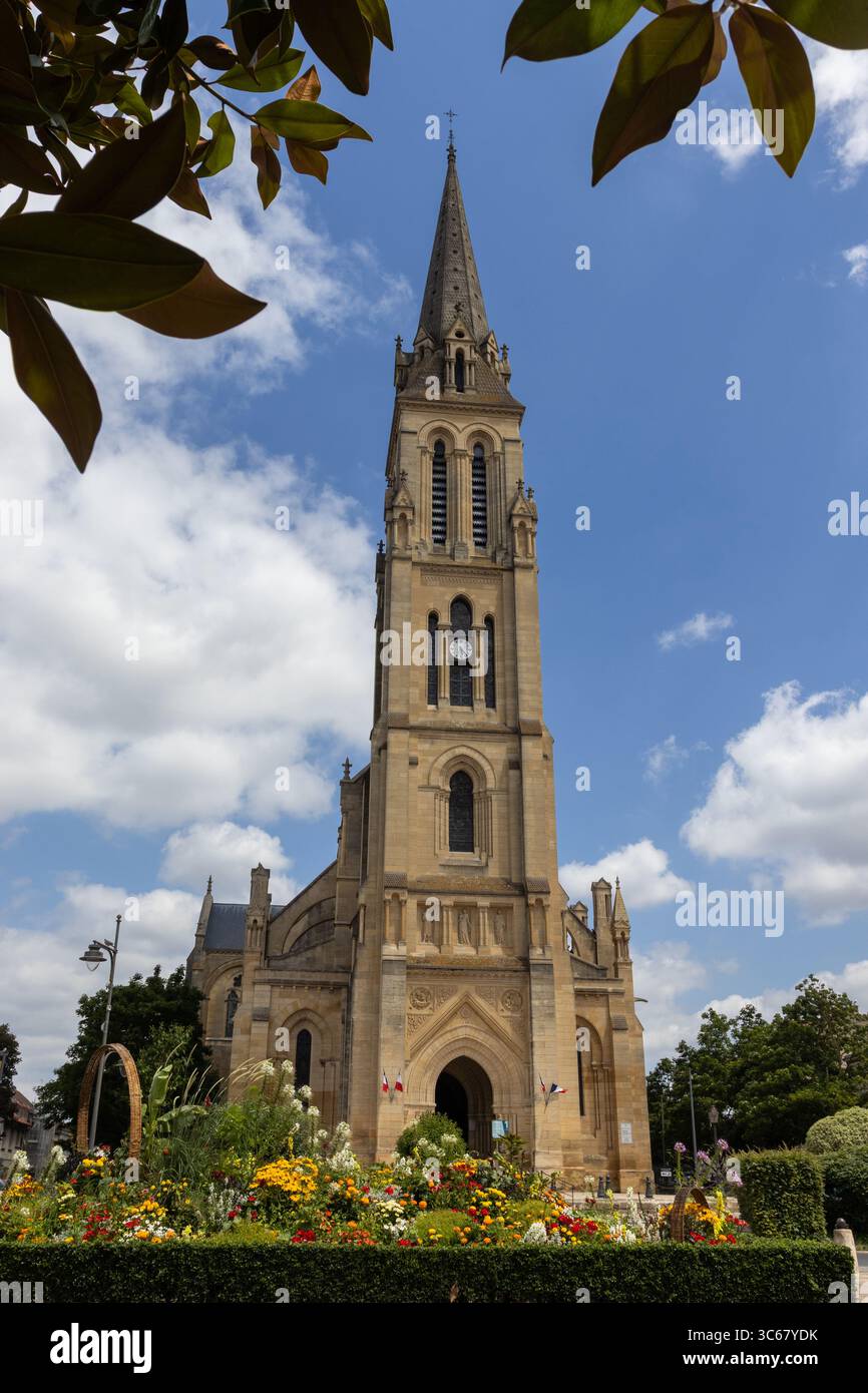 Exterior view of Our Lady's Church (Notre Dame) of Bergerac, a 19th century Neo-gothic style church in the Dordogne area of France. - Stock Image