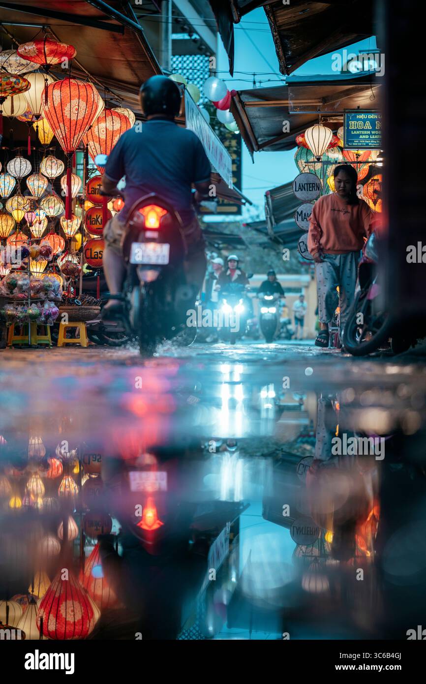 Alley at dusk, Hoi An, Quảng Nam Province, Vietnam Stock Photo