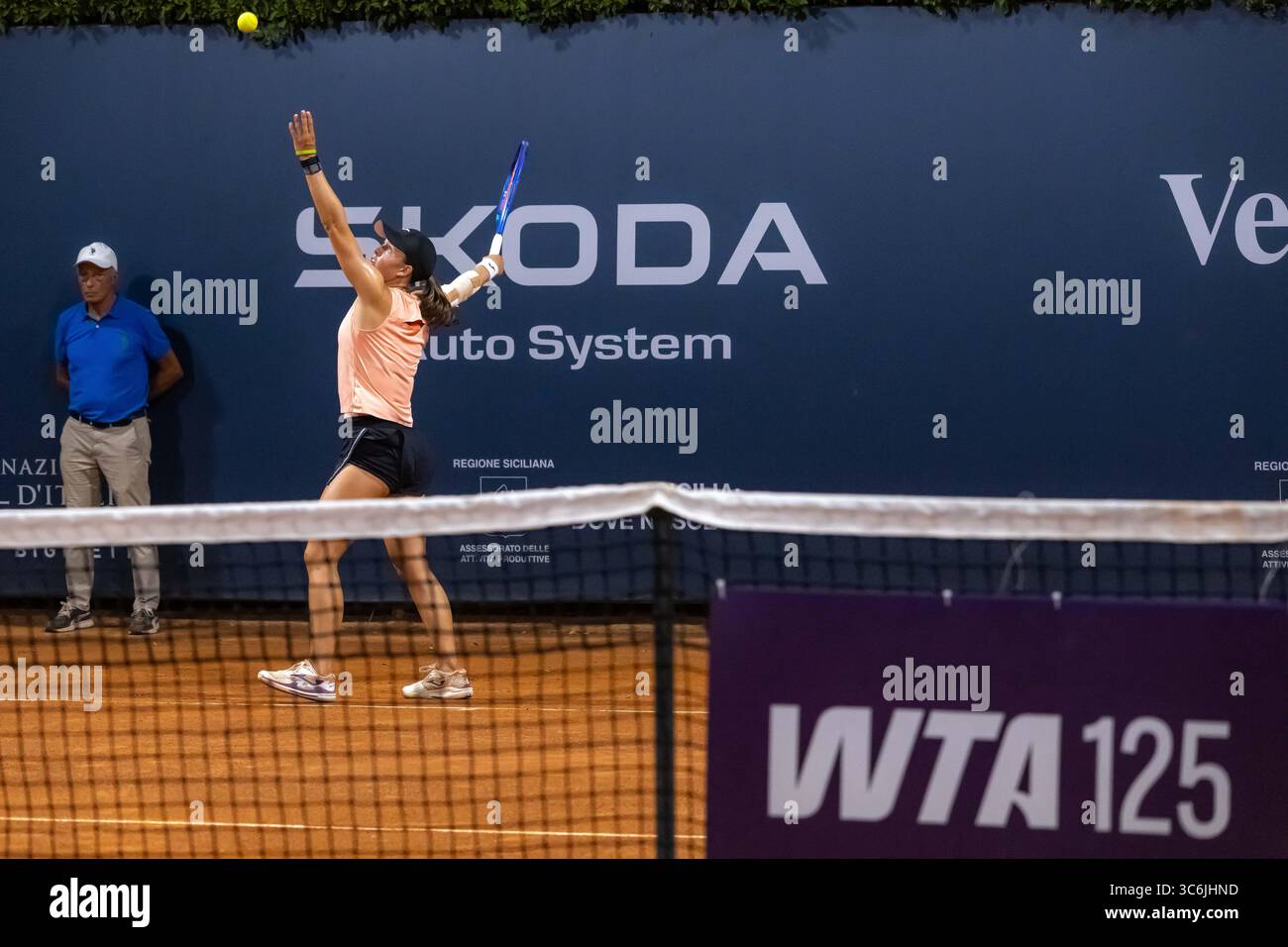 Palermo, Italy. 25th July, 2025. Palermo Ladies Open 2025: Anouk Koevermans beats Kaitlin Quevedo 6-4 6-1. Kaitlin Quevedo in action in Palermo. (Credit Image: © Antonio Melita/Pacific Press via ZUMA Press Wire) EDITORIAL USAGE ONLY! Not for Commercial USAGE! Stock Photo
