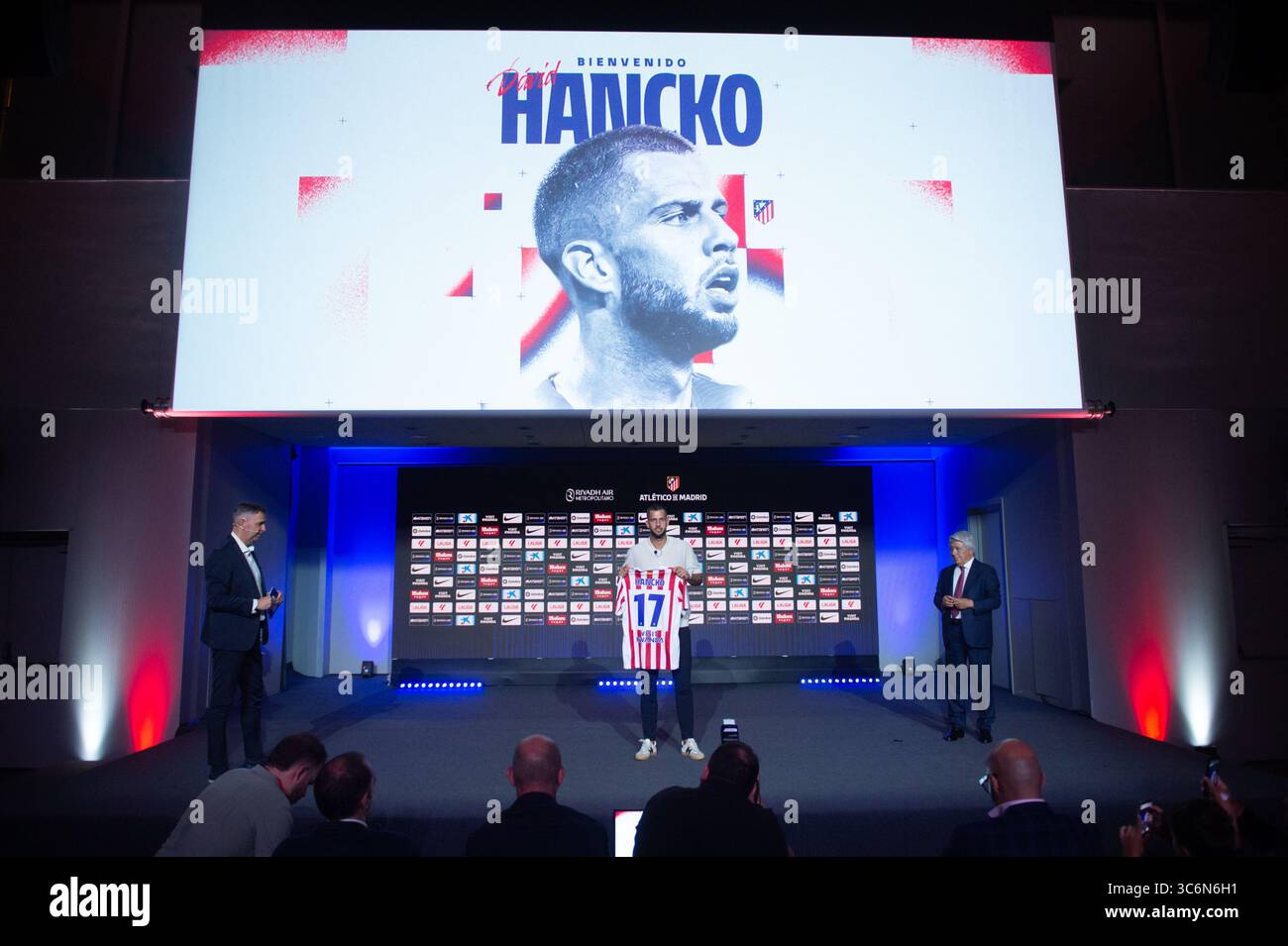 David Hancko Madrid, Spain. 31st July, 2025. David Hancko (C) poses for photos ...