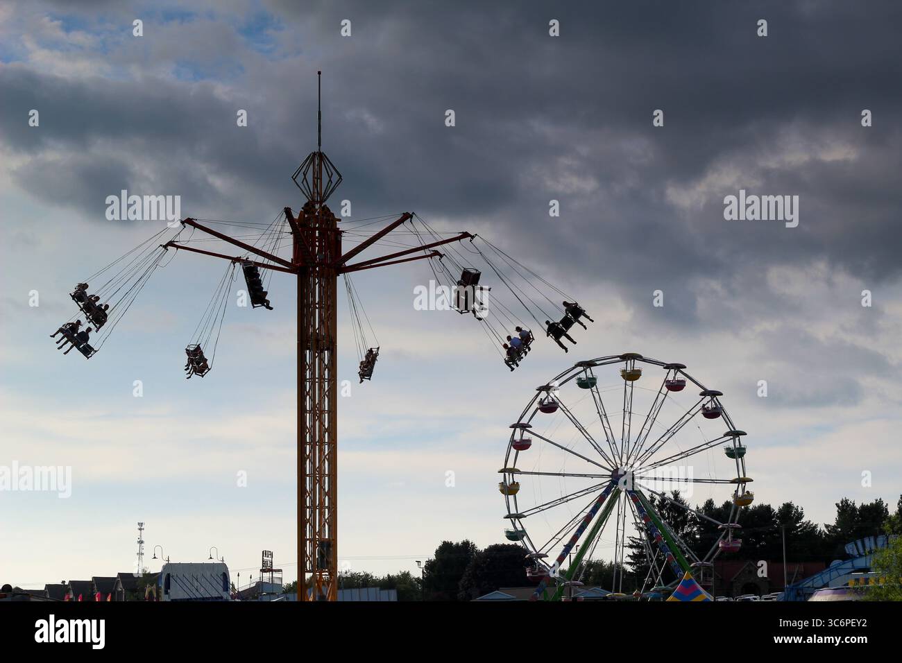 Fairground attraction hi-res stock photography and images - Alamy