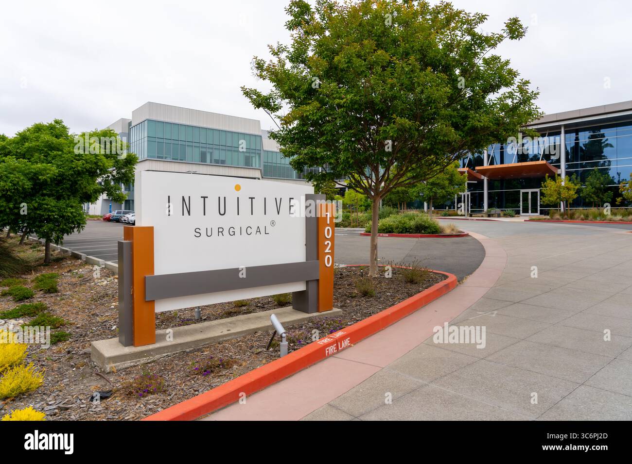 Intuitive Surgical headquarters in Sunnyvale, California, USA Stock Photo