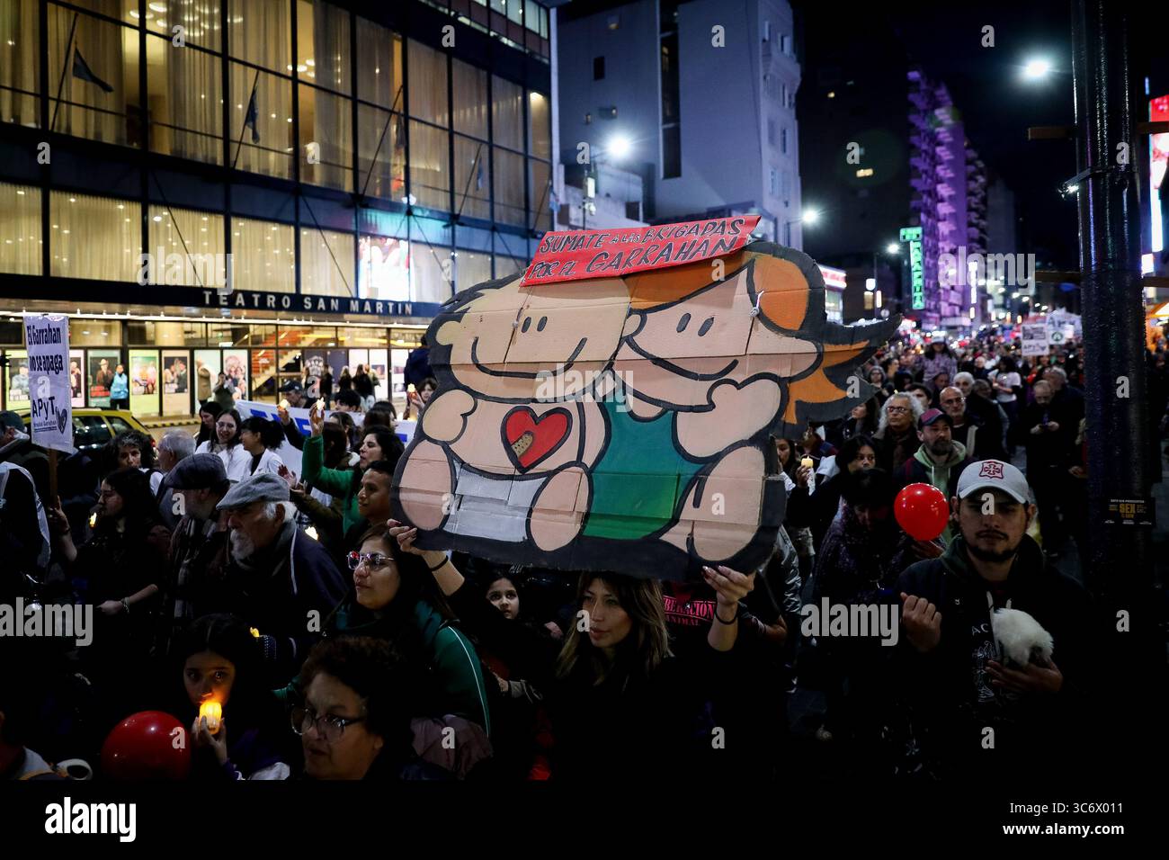 Buenos Aires, Argentina. 31st July, 2025. Protesters march during the ...
