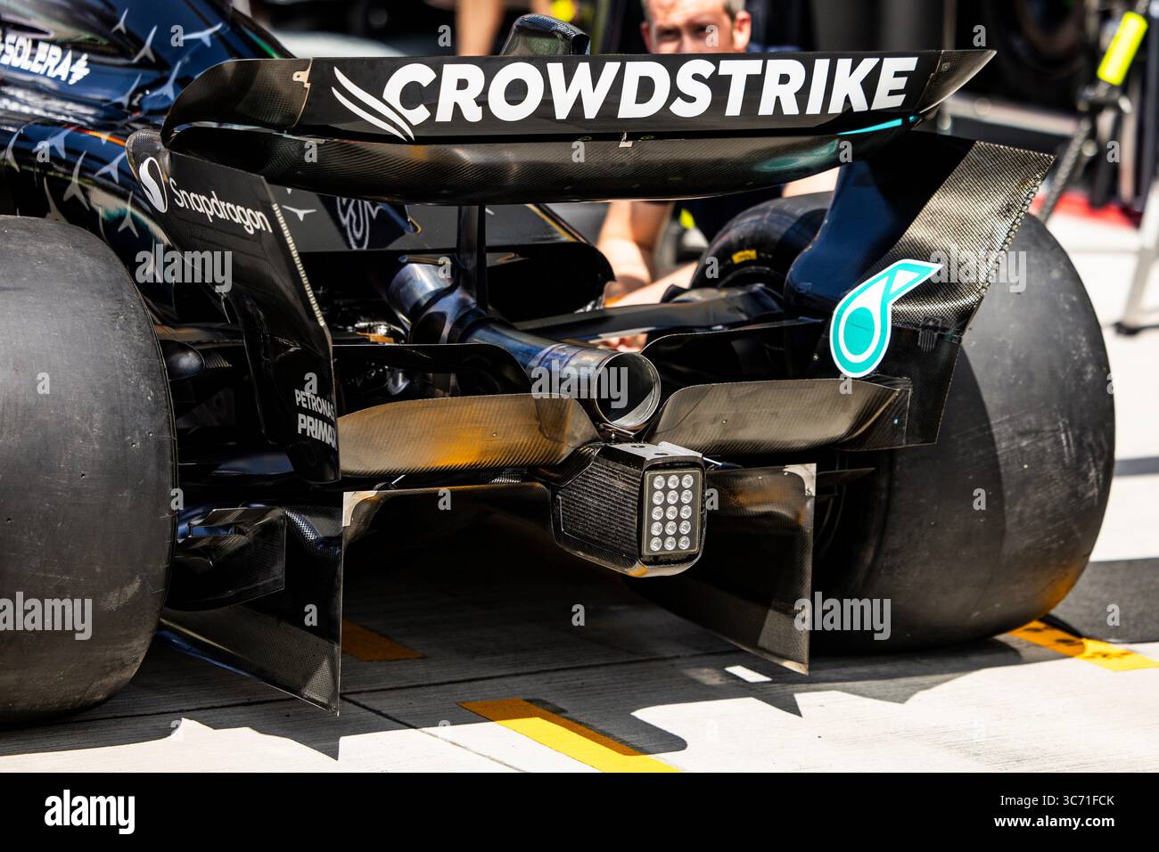 Rear diffuser, Mercedes AMG F1 Team W16, mechanical detail during the ...