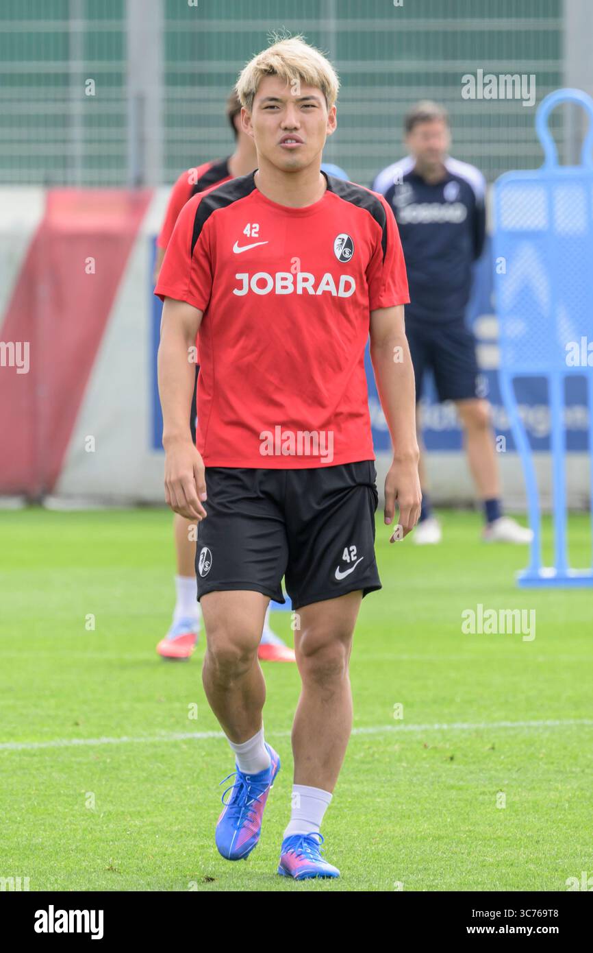 Veste D'entraînement Hummel SC Freiburg Noire Taille M Homme - Occasion