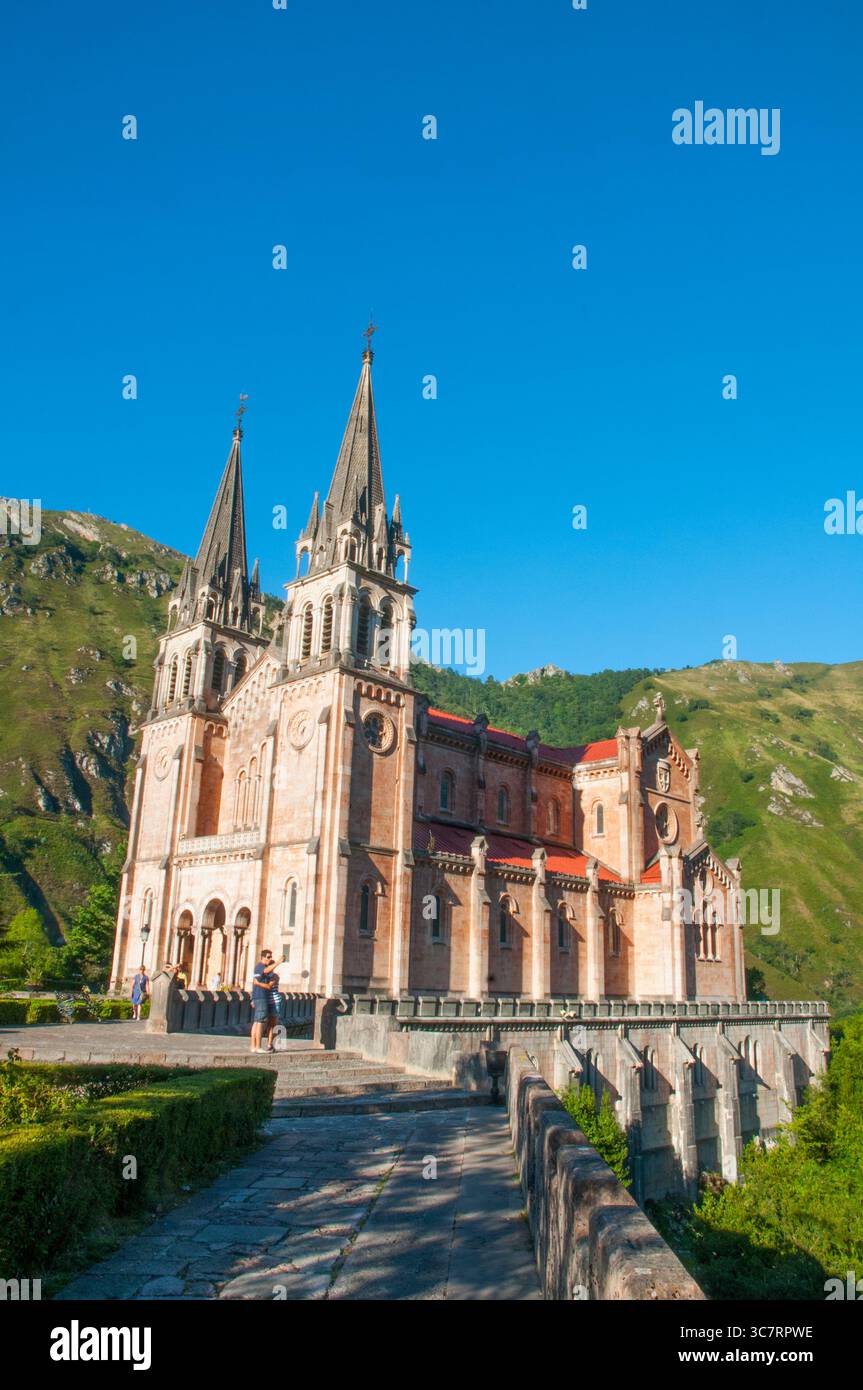 Parque nacional de covadonga hi-res stock photography and images - Alamy