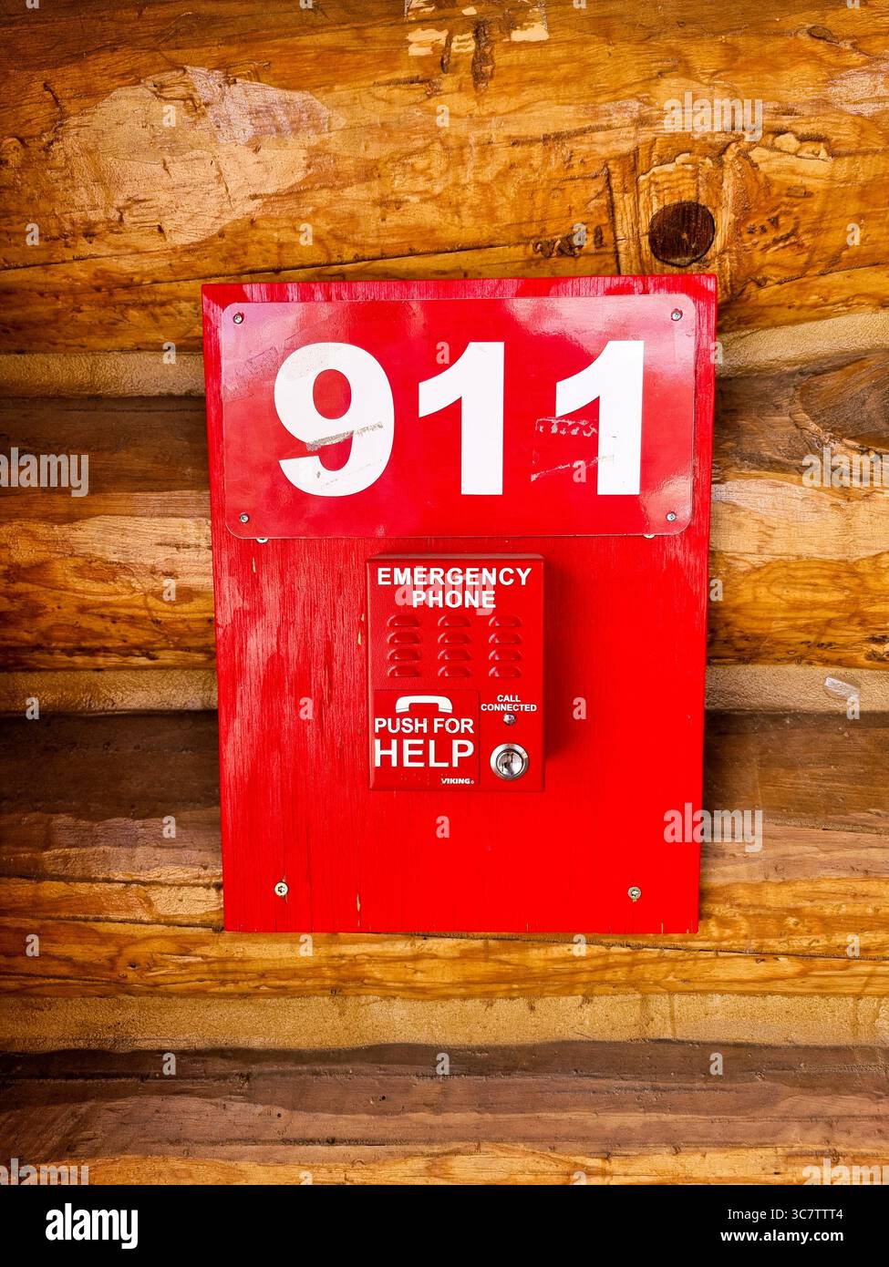 Number emergency 911 red smartphone stock photos and images - Alamy