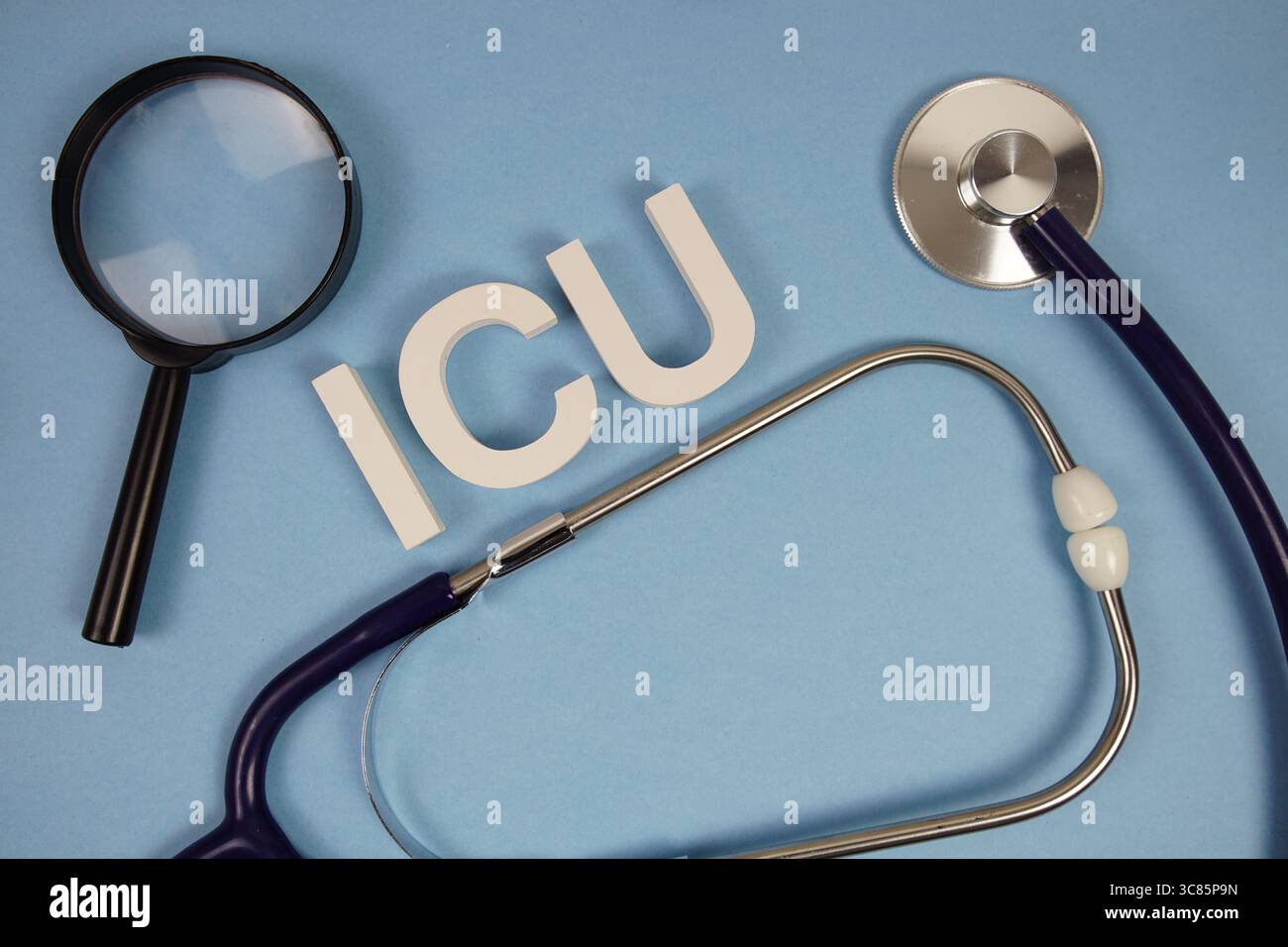 Itu alphabet hi-res stock photography and images - Alamy