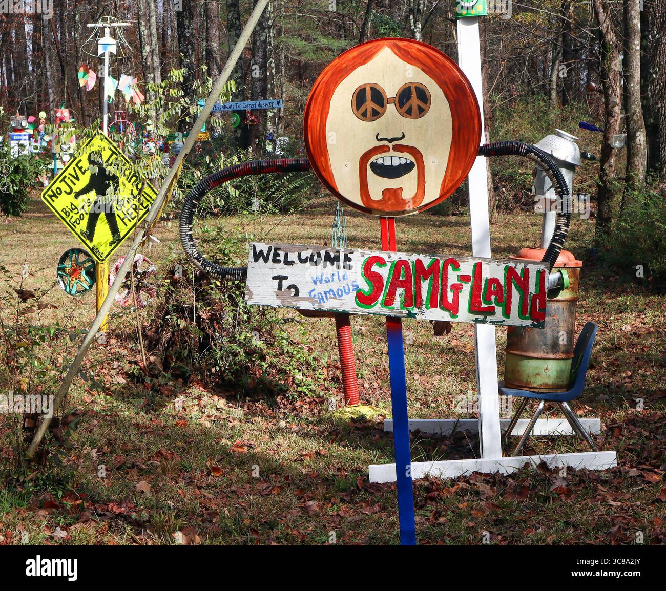 Whimsical folk art wonderland in Clarkesville, GA, SamG Land bursts with color, humor, and creativity from artist Sam Granger’s playful vision. Stock Photo