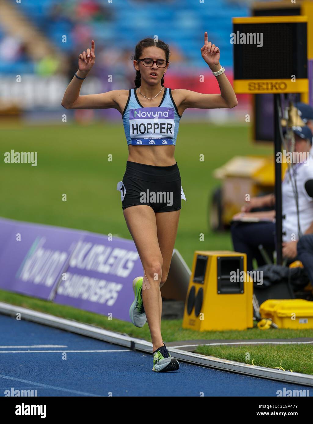 Athletics 5000m walk hi-res stock photography and images - Alamy