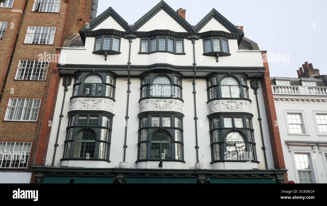 London, England, United Kingdom 31st May 2025 The Ivy on May 31, 2025 in London, England, United Kingdom. Photo by Barry King/Alamy Stock Photo Stock Photo