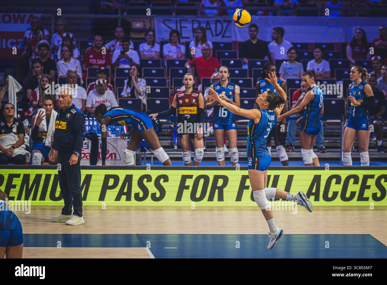 Italy vs United States of America during FIVB Volleyball Nations League 2025 women's match on July 23 in Łódź, Poland. Stock Photo
