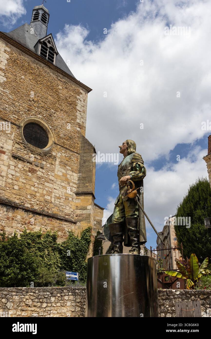 BERGERAC, FRANCE, 13 JULY 2025: The new Cyrano de Bergerac statue on Place Pelissiere. The statue is a tourist attraction in the historic part of the - Stock Image
