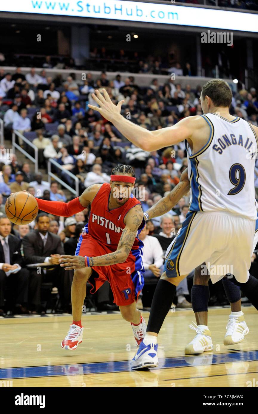 Allen Iverson Detroit Pistons NBA公式ジャージ Detroit Pistons NBA Basketball Jersey #1 Allen Iverson