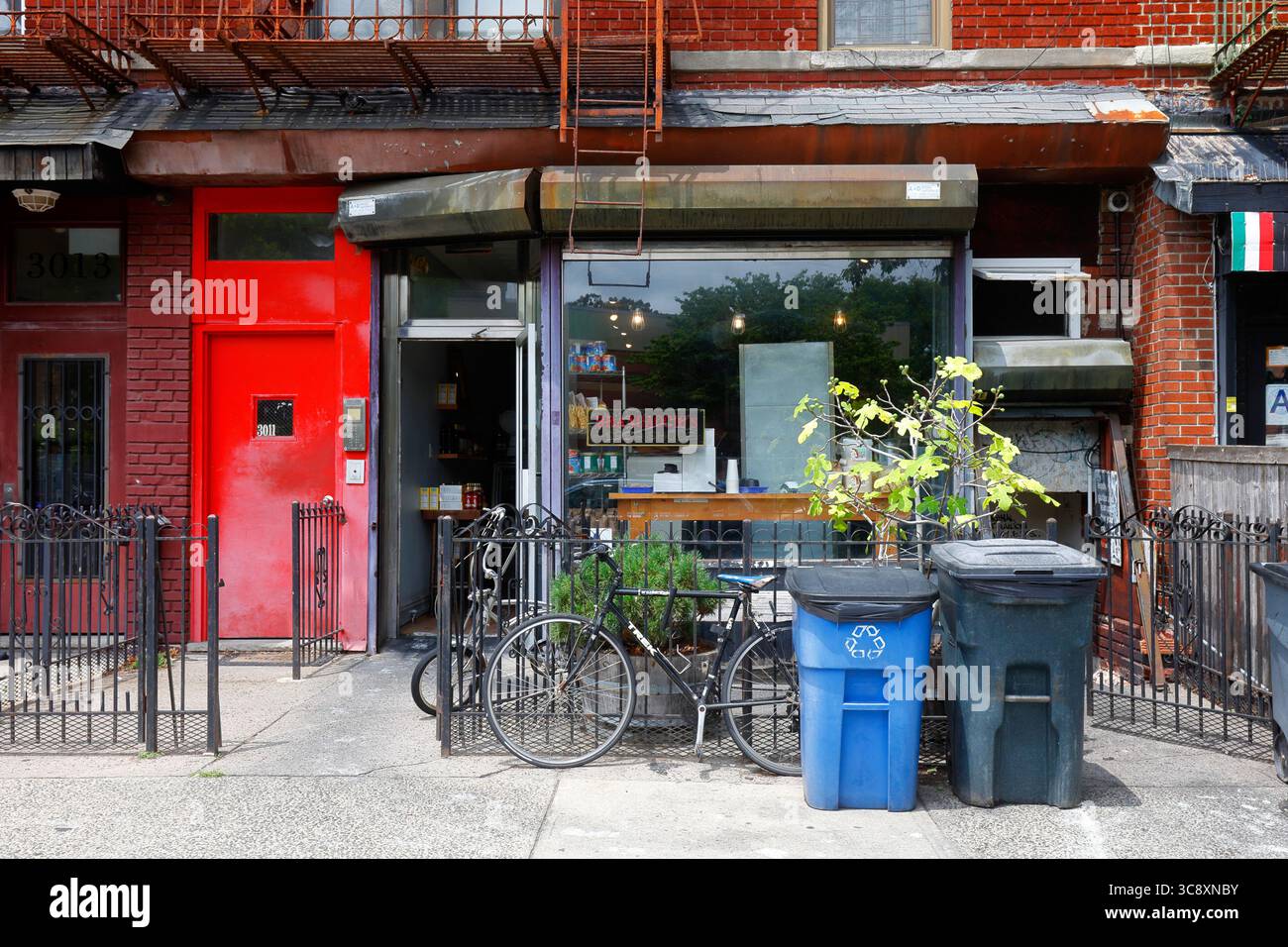 RETROBOTTEGA DI PREZZEMOLO \u0026 VITALE - QUATTRO CANTI, Palermo - Restaurant  Reviews, Photos \u0026 Phone Number - Tripadvisor, image size:1300x956