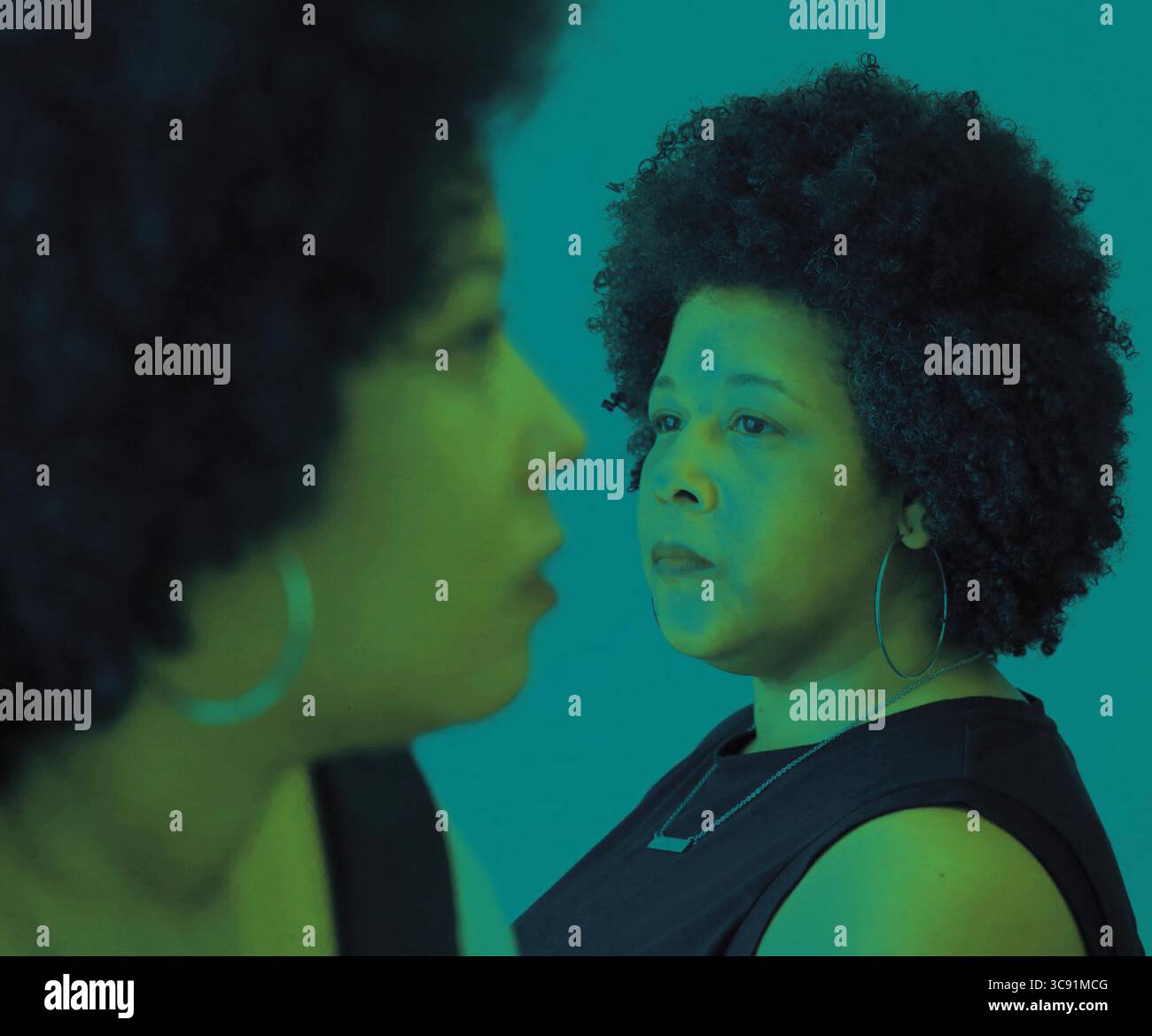 Hermana hi-res stock photography and images - Page 3 - Alamy, image size:1300x1169