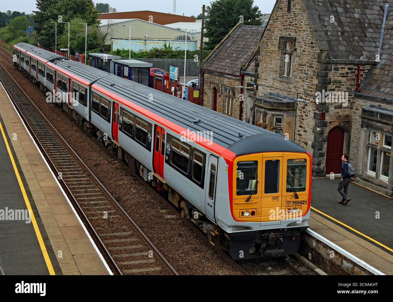 Remade trains in service hi-res stock photography and images - Alamy