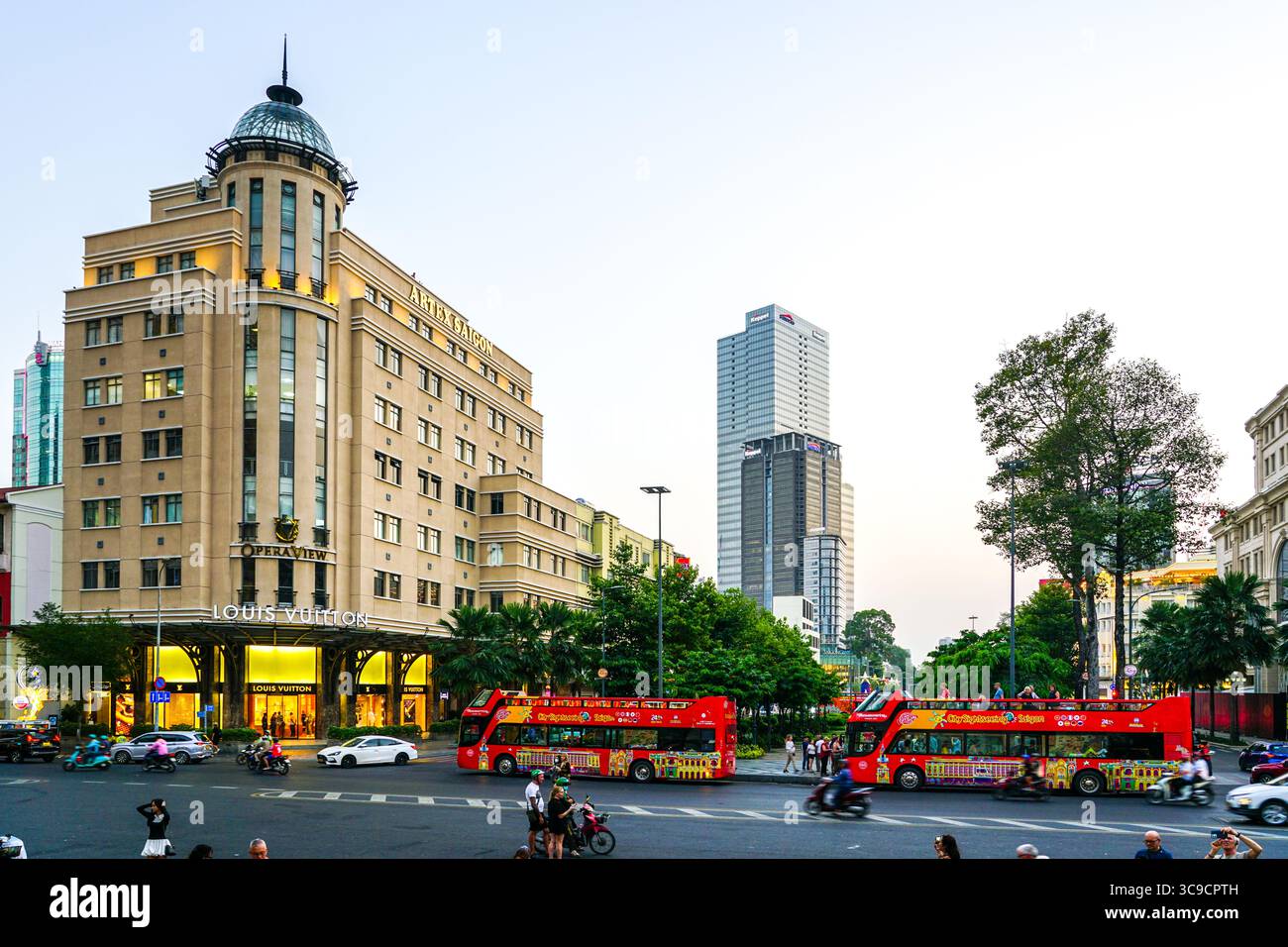 Ho chi minh city sightseeing double decker bus hi-res stock photography ...