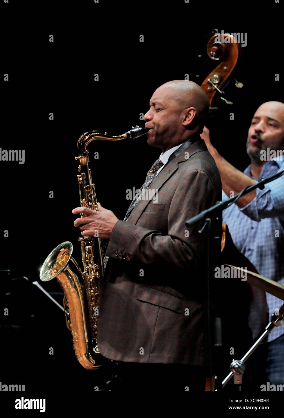March 10, 2023, Milwaukee, Wisconsin, U.S: Grammy Award winning saxophonist BRANFORD MARSALIS Quartet performed a one night only concert at the new Bradley Symphony Center. The band  is on a jazz and classical music US tour with several upcoming dates in California. The powerful jazz quartet includes ERIC REVIS; bass, Joey Calderazzo; piano, and Justin Faulkner; drums. (Credit Image: © Pat A. Robinson/ZUMA Press Wire) Stock Photo