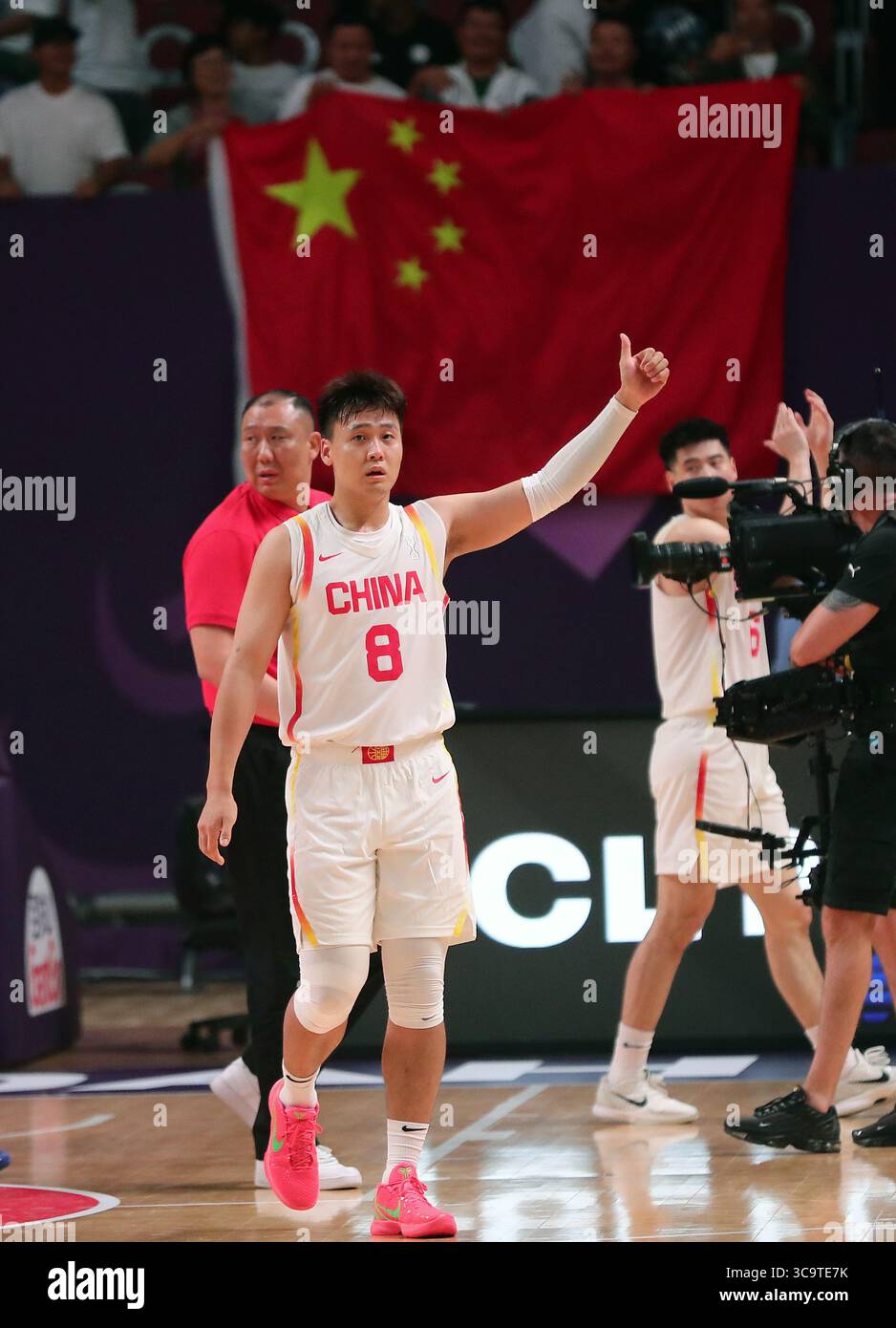Jeddah, Saudi Arabia. 5th Aug, 2025. Zhao Rui (front) of China reacts ...