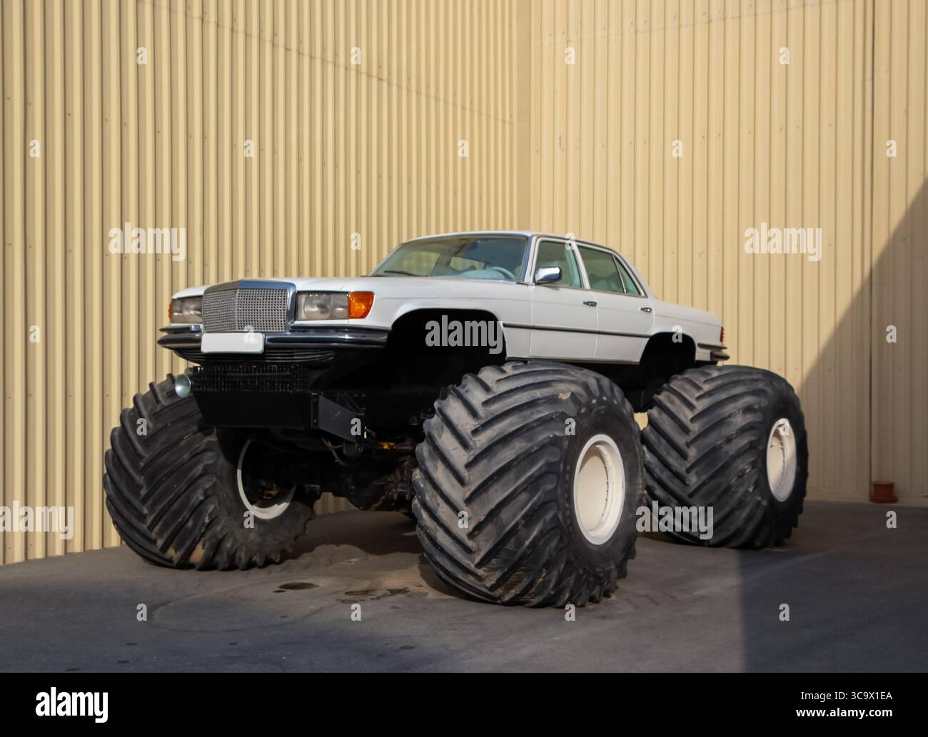 Modified classic truck hi res stock photography and images Alamy