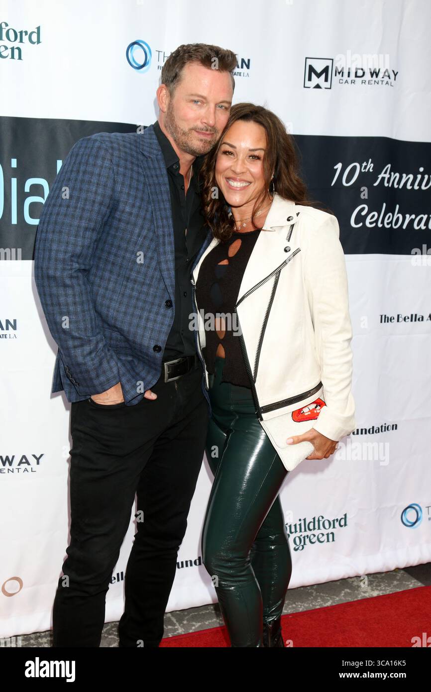 Eric martsolf and lisa kouchak hi-res stock photography and images