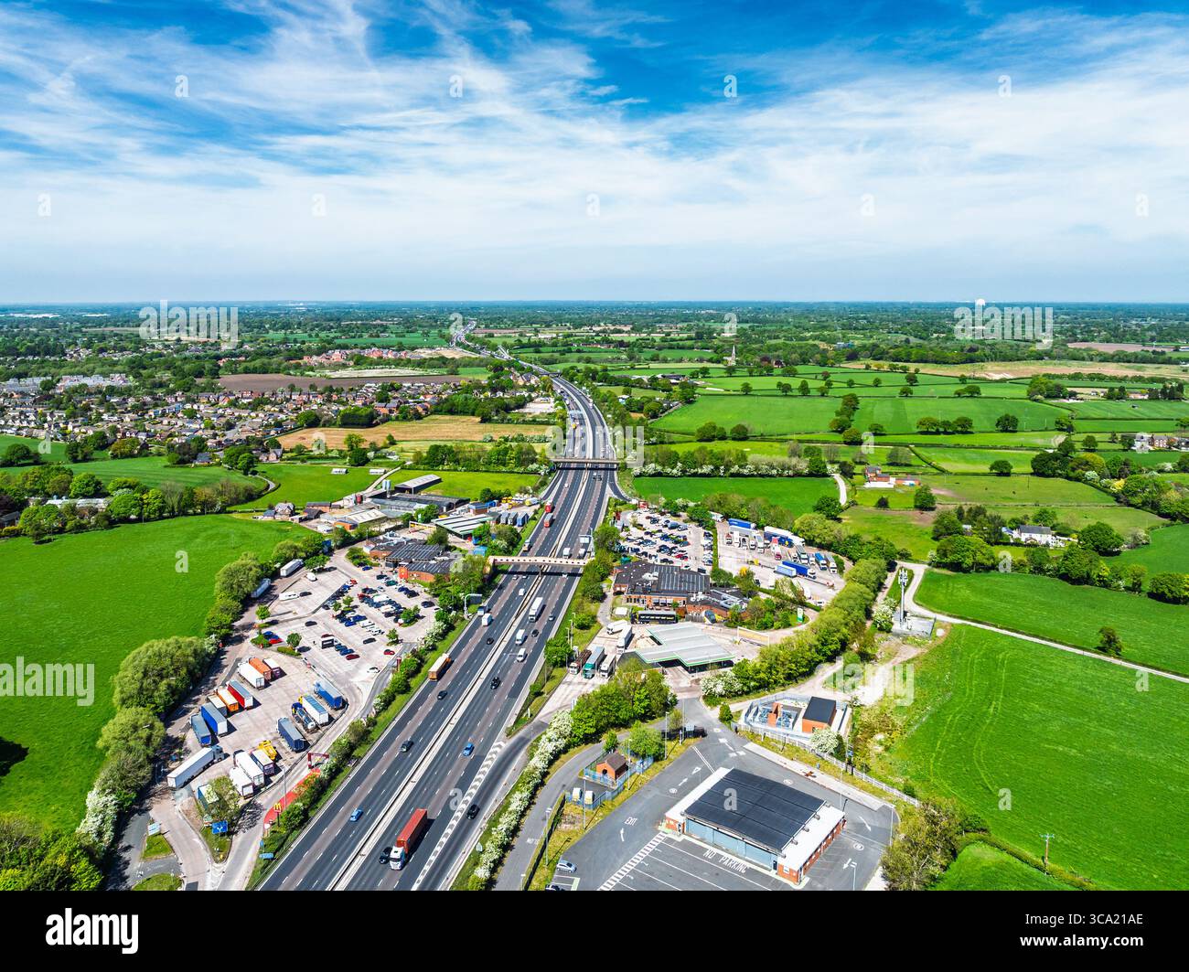 M6 motorway in lancashire countryside hi-res stock photography and ...