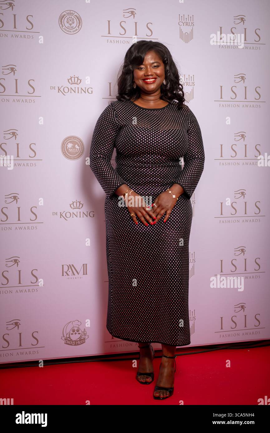 halimalove-mbawa-isis-fashion-awards-red-carpet-2025-amsterdam-8-may