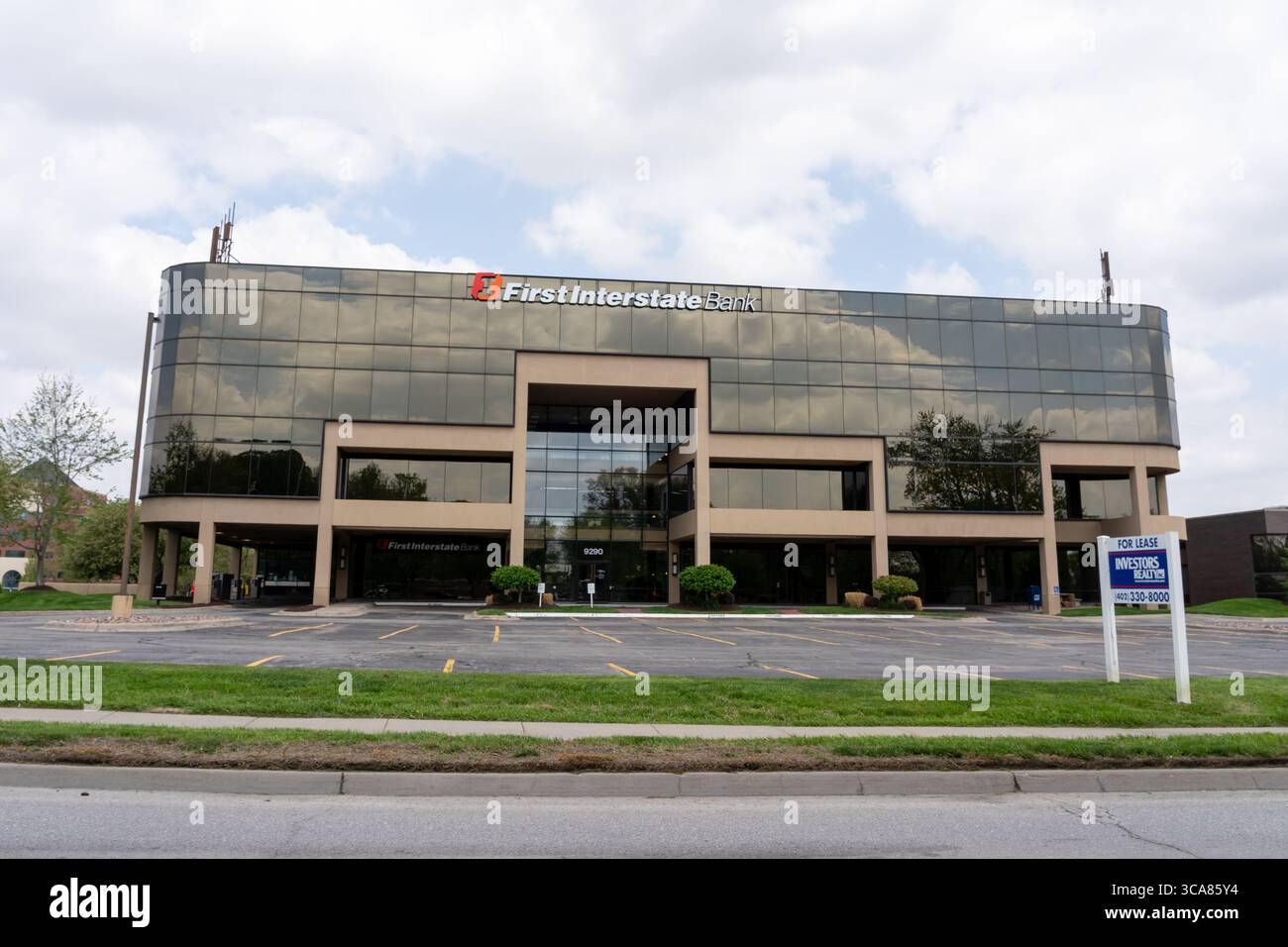 First interstate bank building hi-res stock photography and images - Alamy