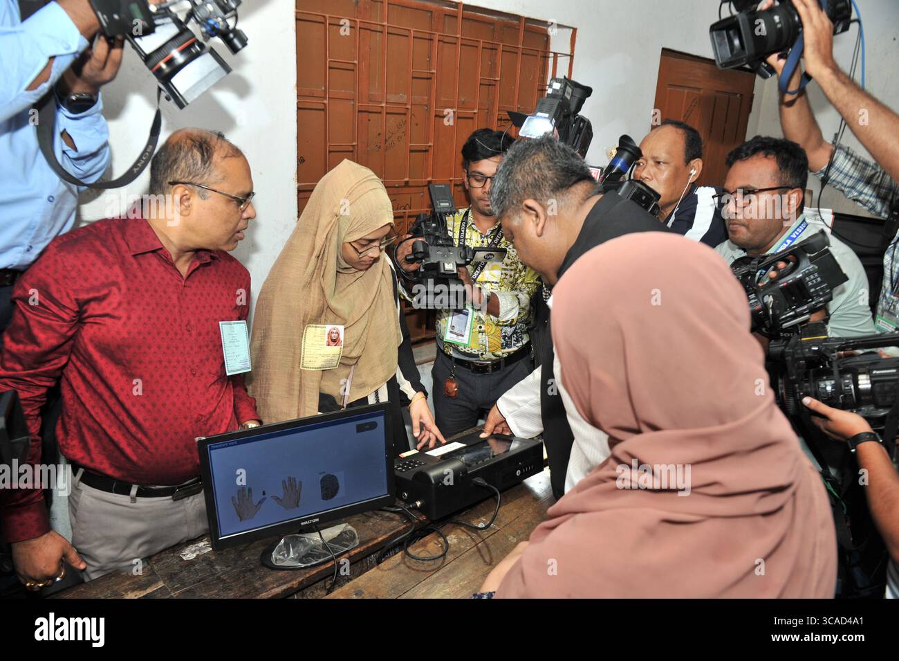 Mr anwaruzzaman chowdhury hi-res stock photography and images - Alamy