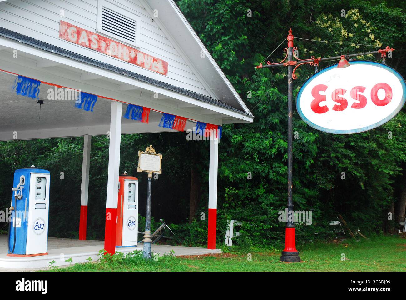 A vintage Esso gas station sign still hangs at a service station, now a museum, in Galvants Ferry, South Carolina Stock Photo