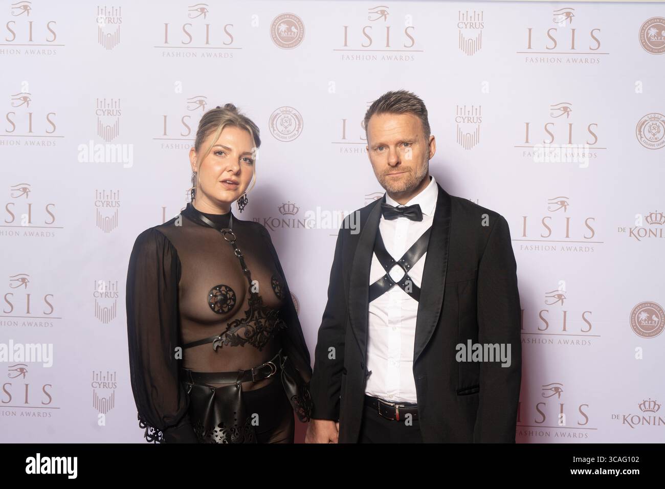 public-audience-isis-fashion-awards-red-carpet-2025-amsterdam-8-may
