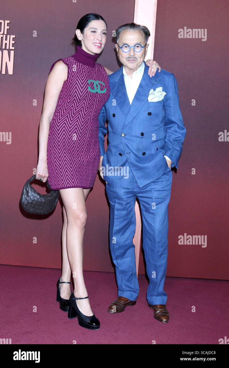 Michael chow hi-res stock photography and images - Page 2 - Alamy, image size:866x1390