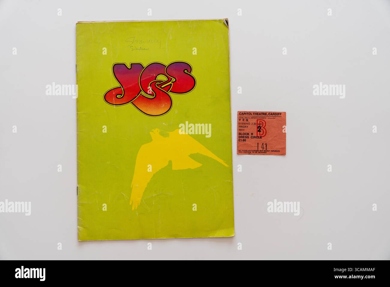 Yes band 1974 hi-res stock photography and images - Alamy