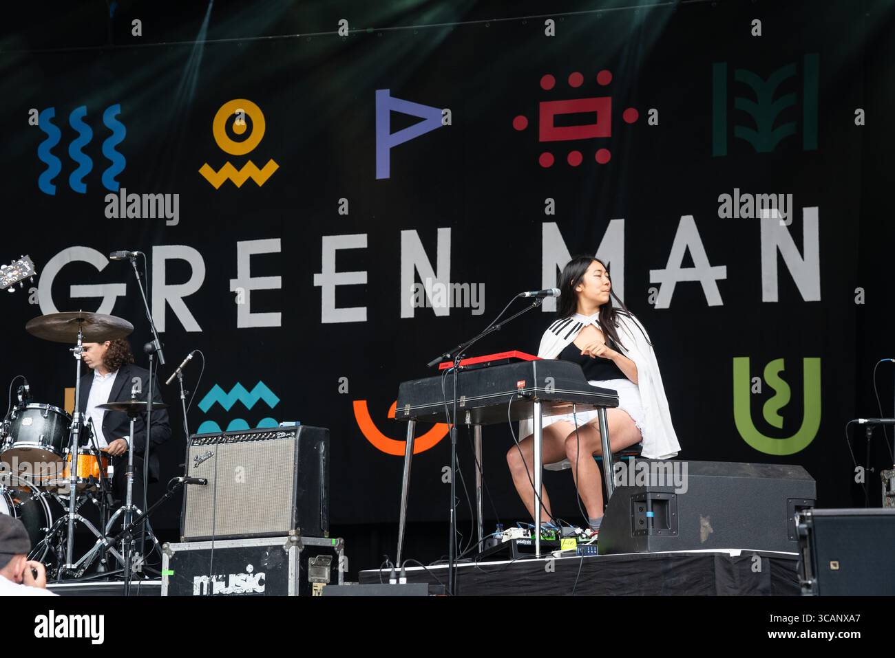 Sasami hi-res stock photography and images - Alamy