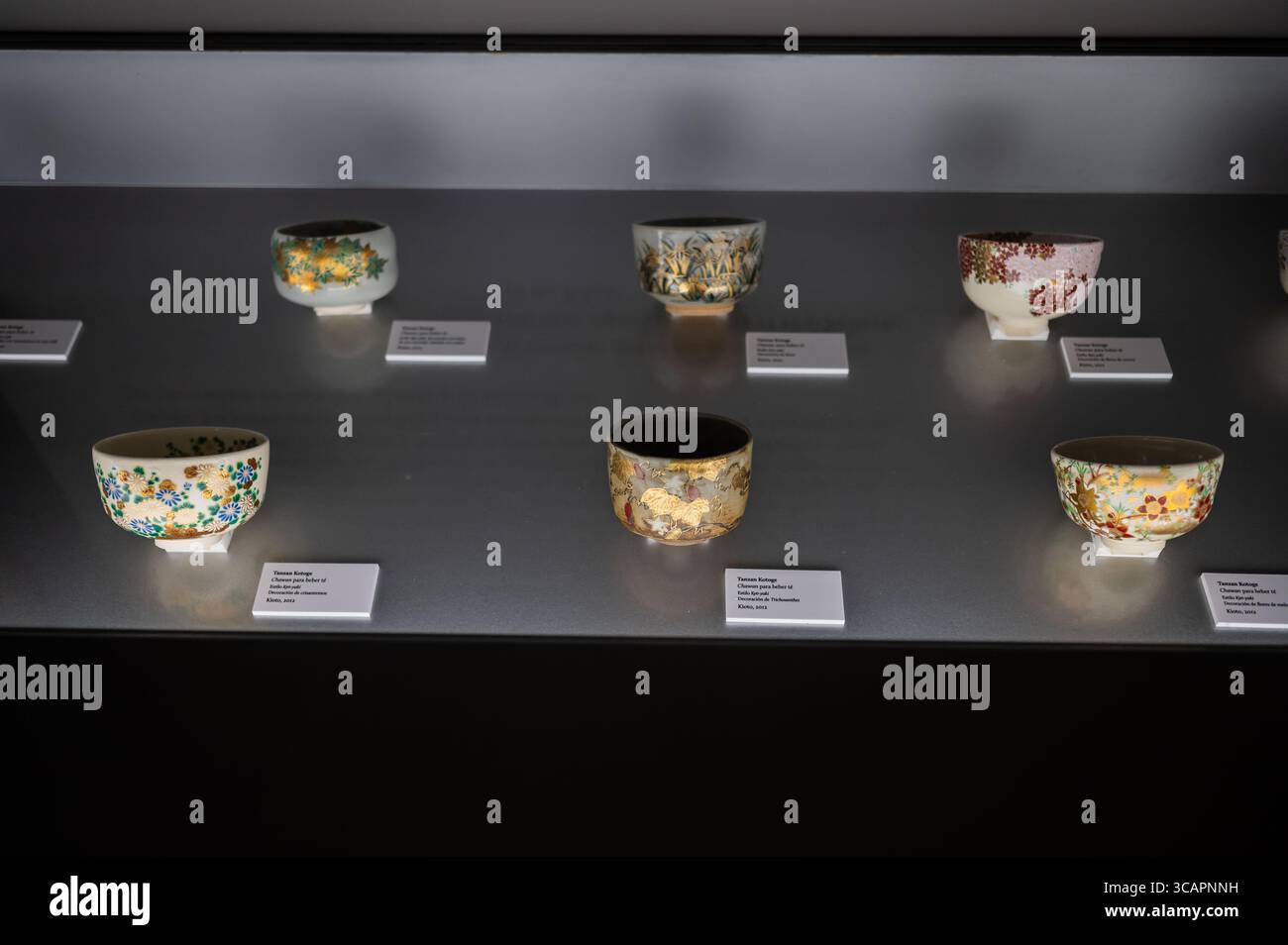 October 21, 2023, Zaragoza, Aragon, Spain: Japanese traditional tea ceremony objects. ....''Kimono: Piel de Seda'' Exhibition at Museo de Zaragoza showing pieces from Anita HenryÂ´s Collection, Aragon, Spain (Credit Image: © Nano Calvo / Vwpics/VW Pics via ZUMA Press Wire) Stock Photo