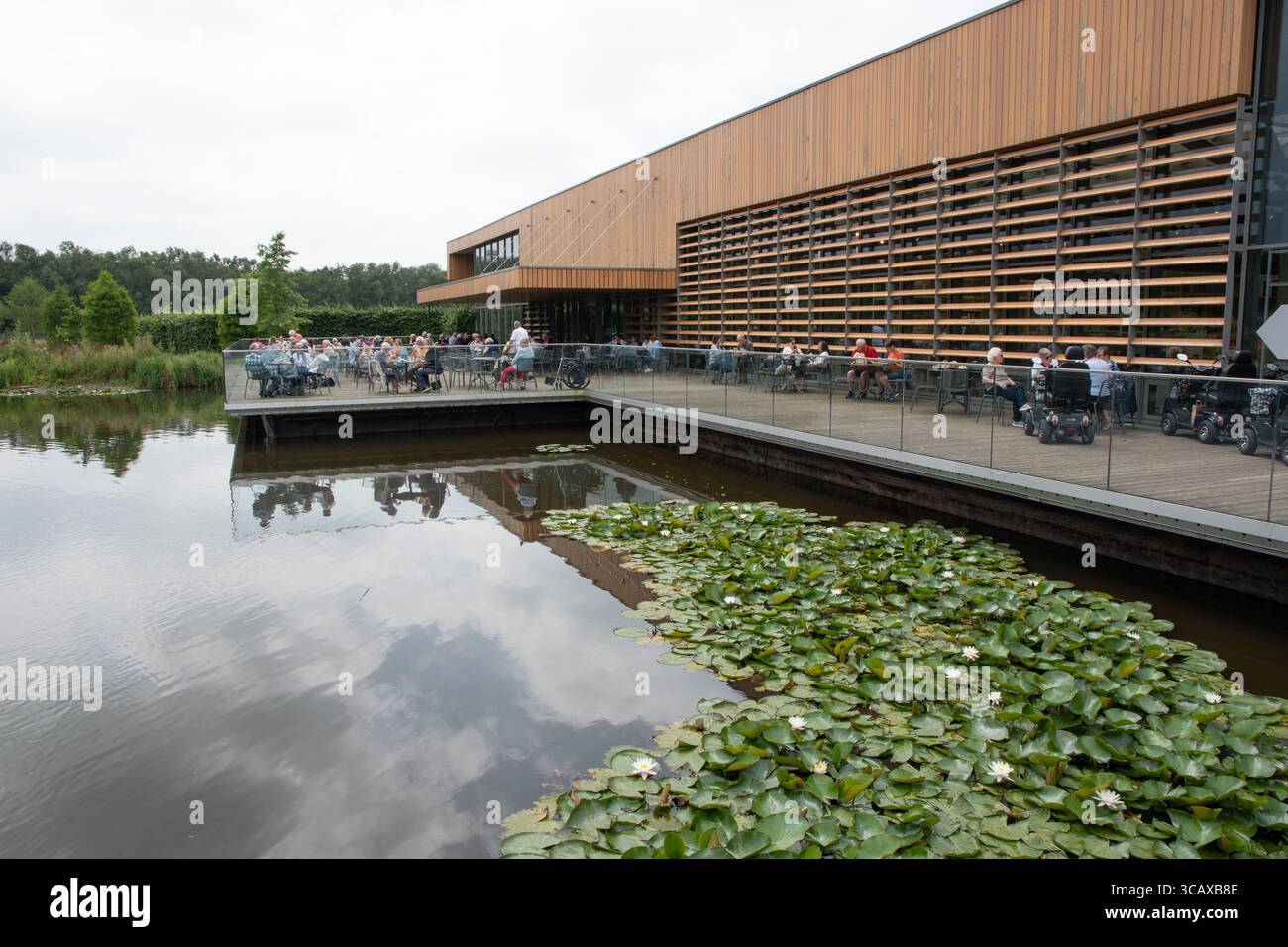 The Welcome Building outside seating deck, RHS Bridgewater Stock Photo ...