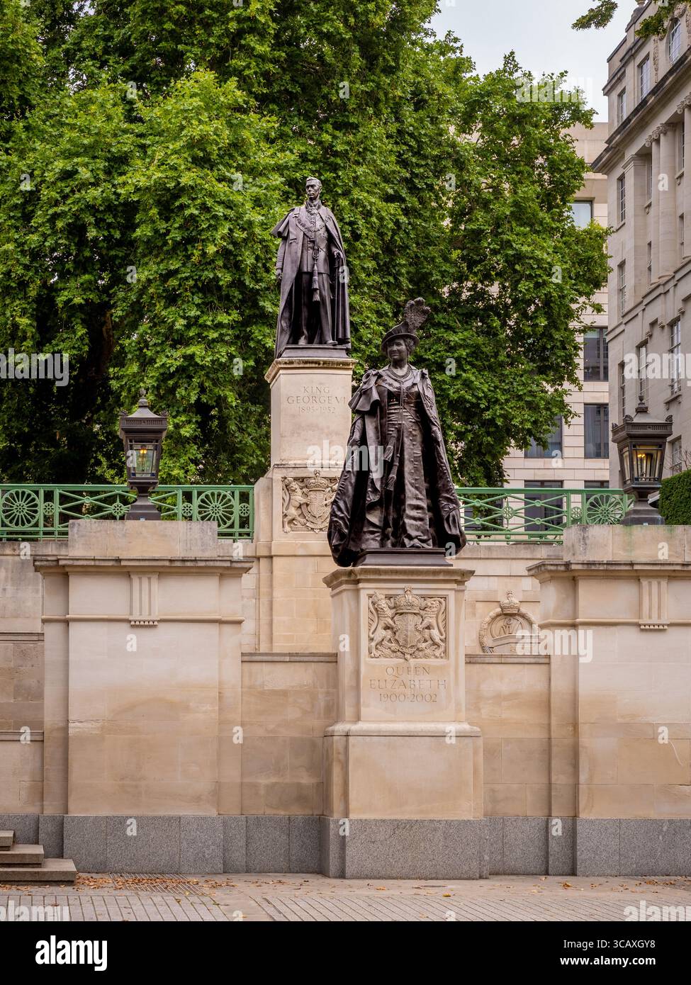 The King George VI and Queen Elizabeth The Queen Mother Memorial, located on The Mall in central London, UK. Stock Photo